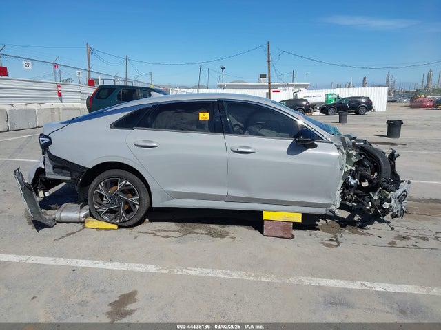 KNAG64J7XS5327881 KIA K5 Gt-line