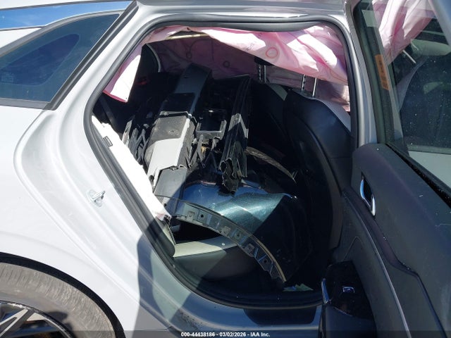 KNAG64J7XS5327881 KIA K5 Gt-line