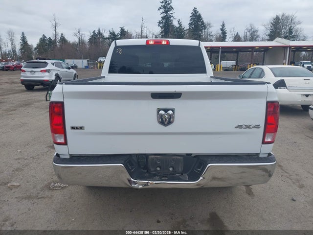 1C6RR7GG2RS147759 RAM 1500 Classic Slt 4x4 6&#039;4 Box