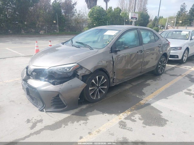 Toyota COROLLA SE 2018 2T1BURHE6JC046733 Image 2