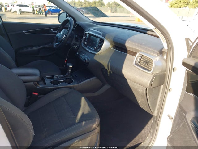 5XYPG4A33KG451785 KIA Sorento 2.4l Lx