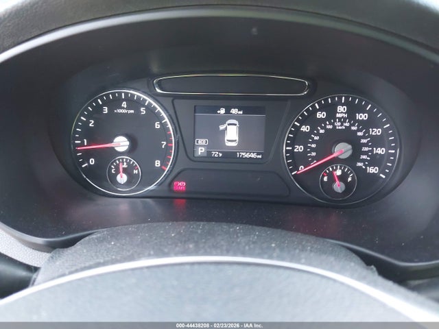 5XYPG4A33KG451785 KIA Sorento 2.4l Lx