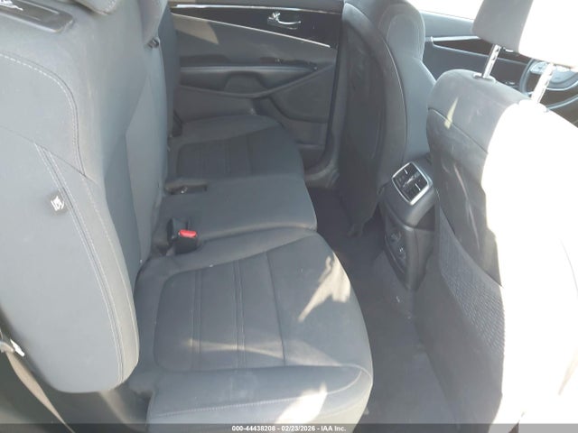5XYPG4A33KG451785 KIA Sorento 2.4l Lx