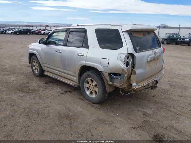 2013 TOYOTA 4RUNNER JTEBU5JR8D5118034 Photo 2