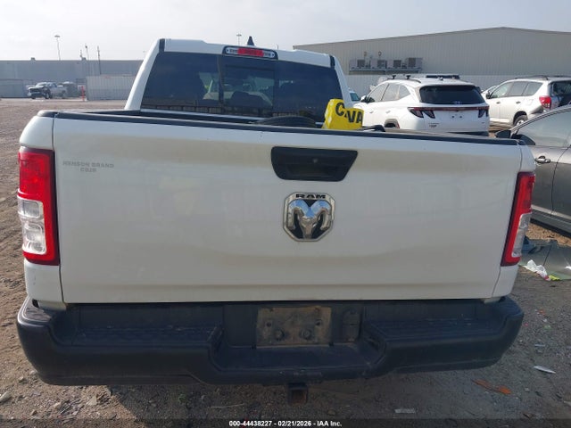 44438227 :رقم المزاد ، 1C6RRECT4KN526838 vin ، 2019 Ram 1500 Tradesman  4x2 6'4 Box مزاد بيع
