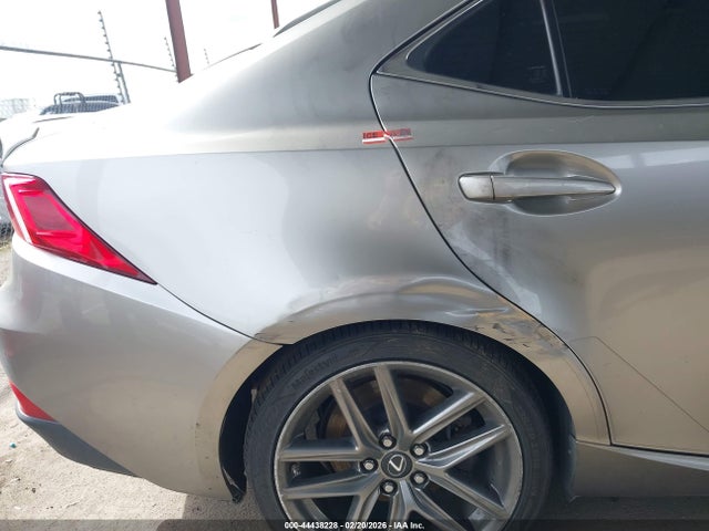 JTHBA1D20G5017996 Lexus IS 200T