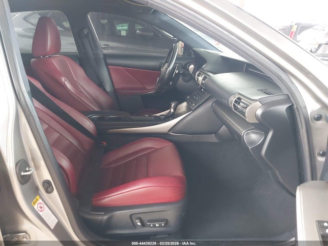 JTHBA1D20G5017996 Lexus IS 200T