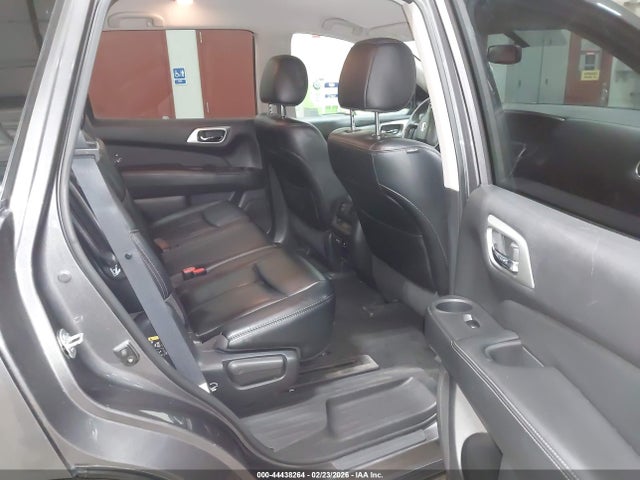 5N1DR2MM5HC673873 Nissan Pathfinder Sl