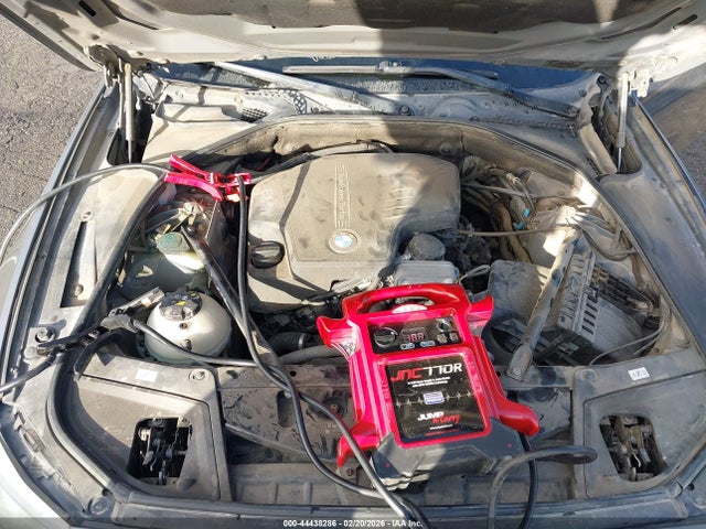 WBA5A5C52GG352194 BMW 528I