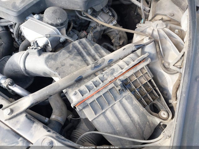 WBA5A5C52GG352194 BMW 528I