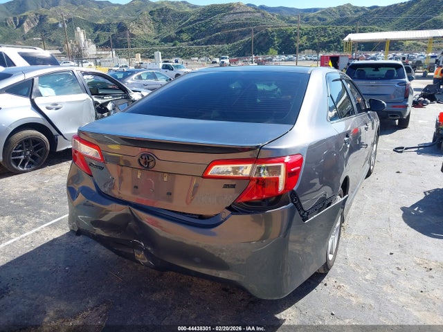 4T1BF1FKXEU856617 Toyota CAMRY SE