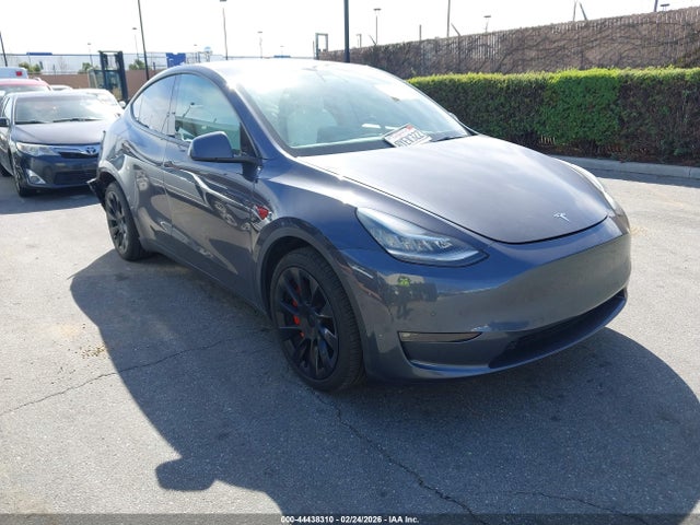 2021 TESLA MODEL Y 5YJYGDEE0MF258326 Photo 0