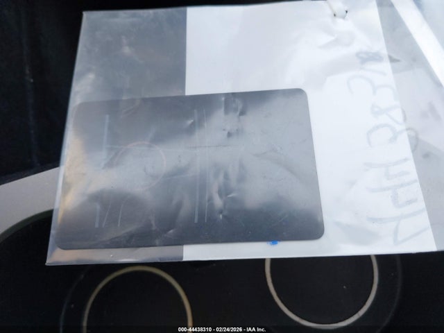 2021 TESLA MODEL Y 5YJYGDEE0MF258326 Photo 10