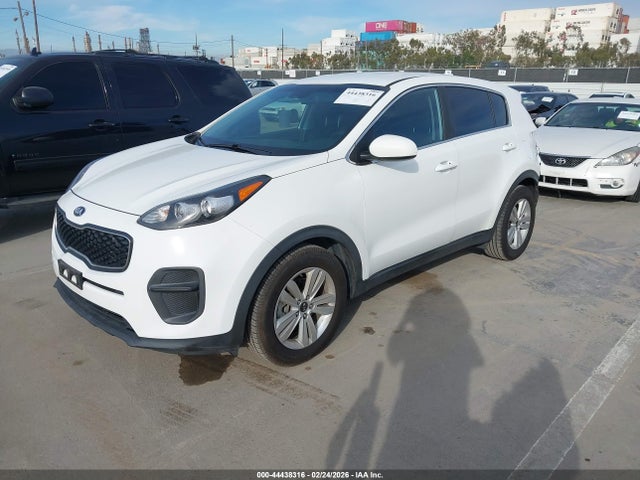 KIA Sportage Lx 2018 KNDPM3AC2J7387270 Image 2