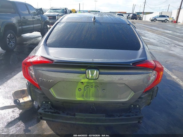Honda CIVIC EX 2018 2HGFC2F76JH577146 Image 17