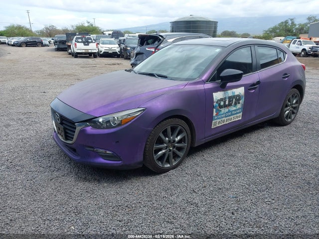 2018 MAZDA MAZDA3 3MZBN1L32JM159202 Photo 1