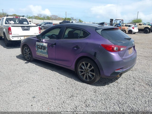 2018 MAZDA MAZDA3 3MZBN1L32JM159202 Photo 2