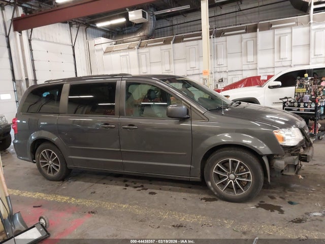 2C4RDGEGXHR806097 Dodge Grand Caravan Gt