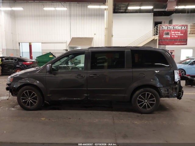 2C4RDGEGXHR806097 Dodge Grand Caravan Gt