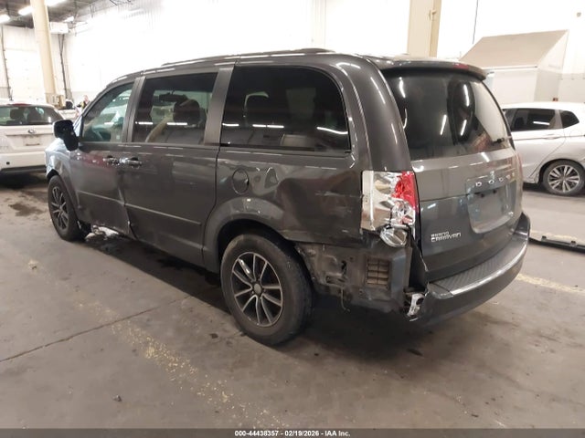 2C4RDGEGXHR806097 Dodge Grand Caravan Gt