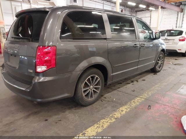 2C4RDGEGXHR806097 Dodge Grand Caravan Gt