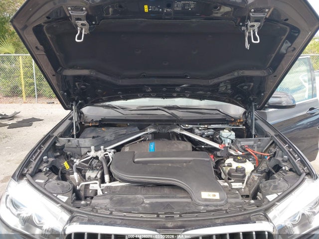 2017 BMW X5 EDRIVE 5UXKT0C35H0V96206 Photo 9