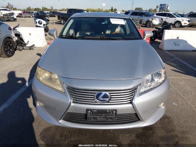 44438378 :رقم المزاد ، JTHBW1GGXD2009457 vin ، 2013 Lexus Es 300h مزاد بيع