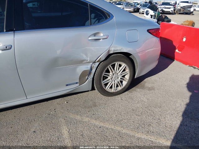 44438378 :رقم المزاد ، JTHBW1GGXD2009457 vin ، 2013 Lexus Es 300h مزاد بيع