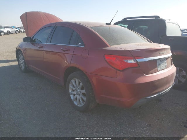 2011 Chrysler 200 Touring მანქანა იყიდება აუქციონზე, vin: 1C3BC1FG3BN503946, აუქციონის ნომერი: 44438380
