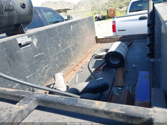 Isuzu Npr Gas Reg 2014 54DB4W1B8ES802738 Image 12