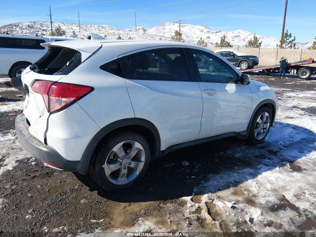 3CZRU5H3XHM713417 Honda HR-V LX