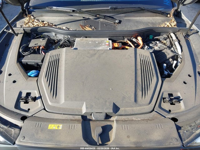 2024 AUDI Q8 E-TRON WA14AAGE0RB015891 Photo 9