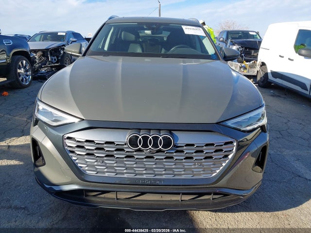 Продажа на аукционе авто 2024 Audi Q8 E-tron Premium Quattro, vin: WA14AAGE0RB015891, номер лота: 44438425