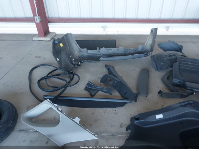 2T3A1RFV4SW548140 Toyota Rav4 Xle Premium