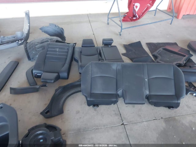 2T3A1RFV4SW548140 Toyota Rav4 Xle Premium