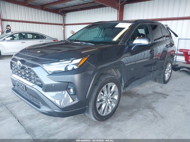 2T3A1RFV4SW548140 Toyota Rav4 Xle Premium