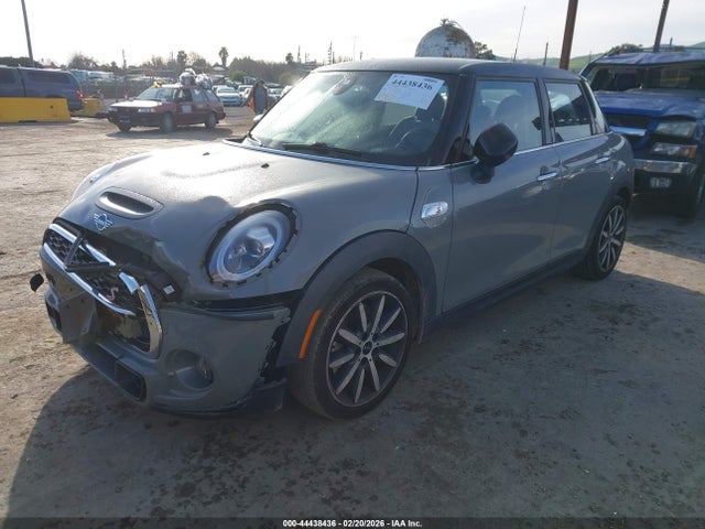 2021 MINI HARDTOP WMWXU9C0XM2N21950 Photo 1