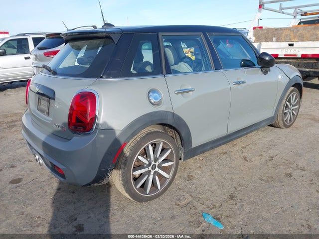 2021 MINI HARDTOP WMWXU9C0XM2N21950 Photo 3