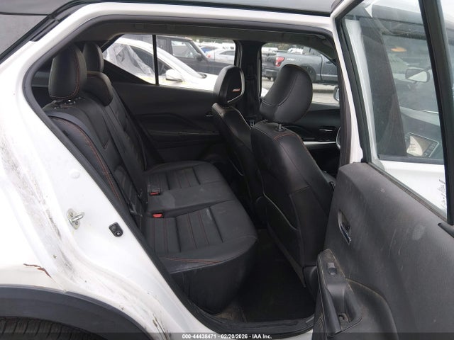 3N1CP5CU9JL537946 Nissan KICKS SR