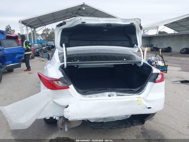 Toyota CAMRY LE 2025 4T1DAACK2SU149972 Image 17