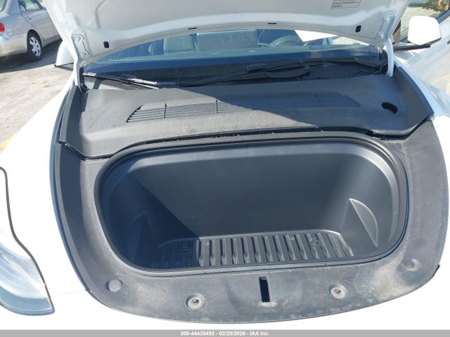 2024 TESLA MODEL Y 7SAYGDED5RA326621 Photo 9