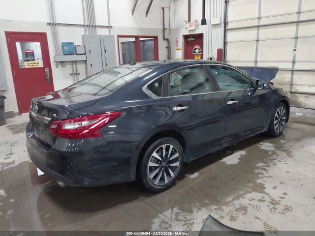 1N4AL3AP9JC202320 Nissan Altima 2.5 Sl