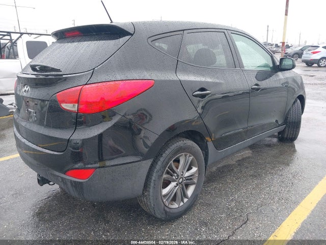 KM8JT3AF0FU106168 Hyundai TUCSON GLS