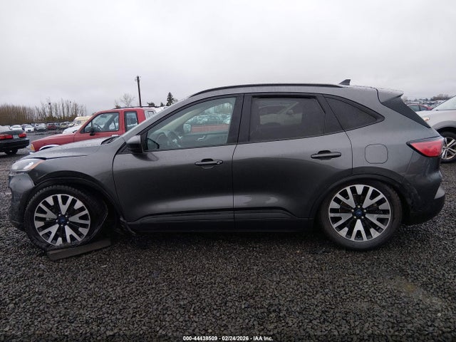 1FMCU9BZ6LUB42380 Ford Escape Se Sport Hybrid