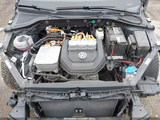 44438536 :رقم المزاد ، WVWKP7AU2GW916409 vin ، 2016 Volkswagen E-golf Se مزاد بيع