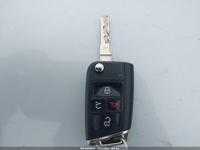 44438536 :رقم المزاد ، WVWKP7AU2GW916409 vin ، 2016 Volkswagen E-golf Se مزاد بيع