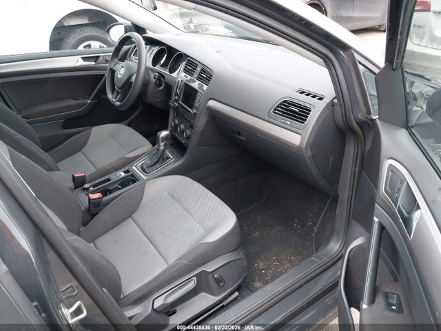 44438536 :رقم المزاد ، WVWKP7AU2GW916409 vin ، 2016 Volkswagen E-golf Se مزاد بيع