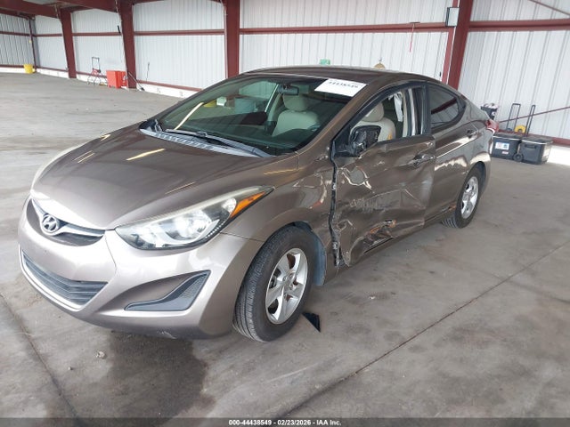 Hyundai ELANTRA SE 2015 5NPDH4AE4FH556397 Image 2