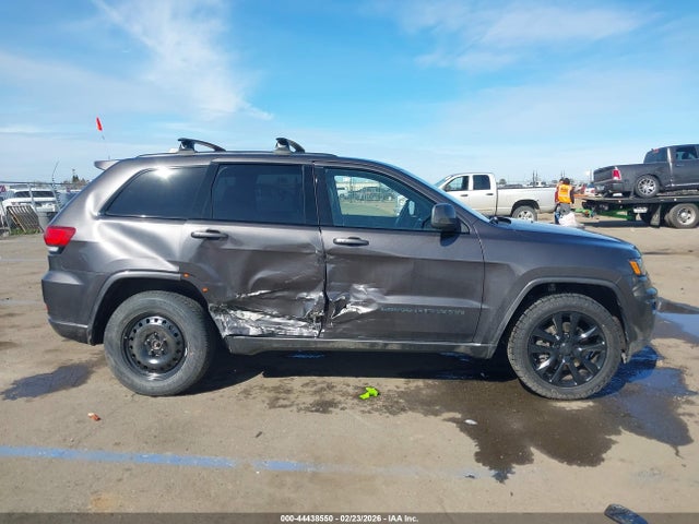 1C4RJFAG1MC817310 Jeep Grand Cherokee Laredo X 4x4