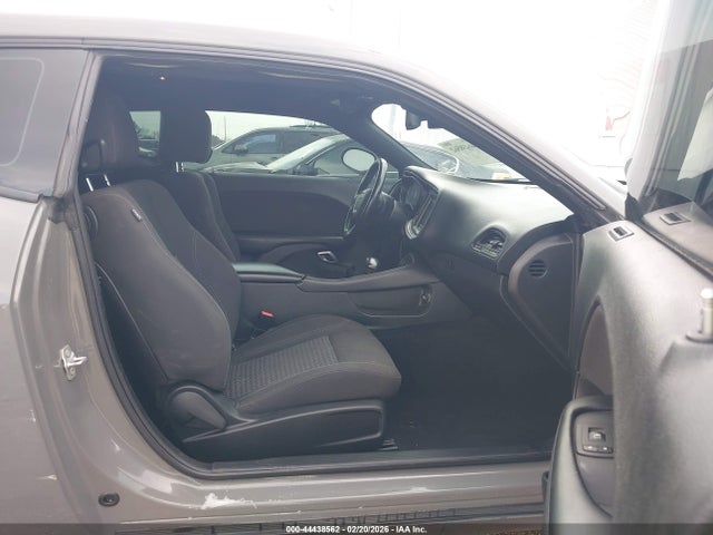 Продаж на аукціоні авто 2019 Dodge Challenger Sxt, vin: 2C3CDZAG3KH691268, номер лоту: 44438562